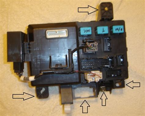 201 tacoma 4.0l junction box|Need help with lower junction box in cab. 82730.